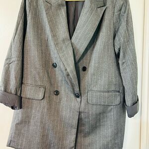 Women’s Gray Pinstripe Oversized Double-Breasted Blazer